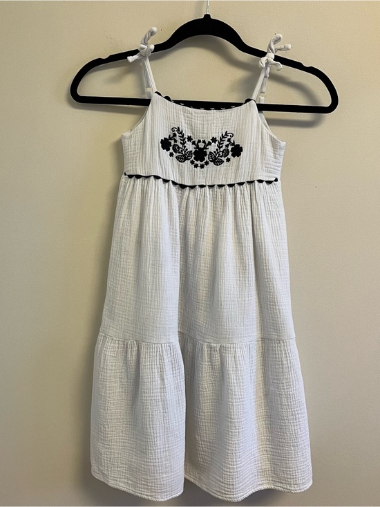 btween Other - Girls Dress Size 6 White Black Embroidered Floral Detail Tie-Shoulder btween